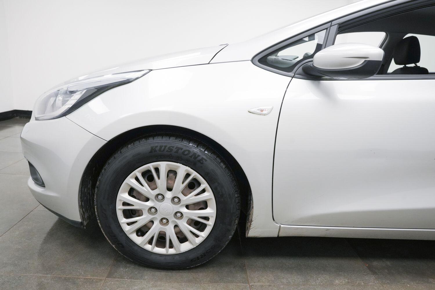 Used Kia Ceed for sale - 77784405: Photo 6