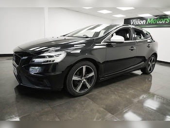 Used Volvo V40 2017 for sale - 77166664: Photo