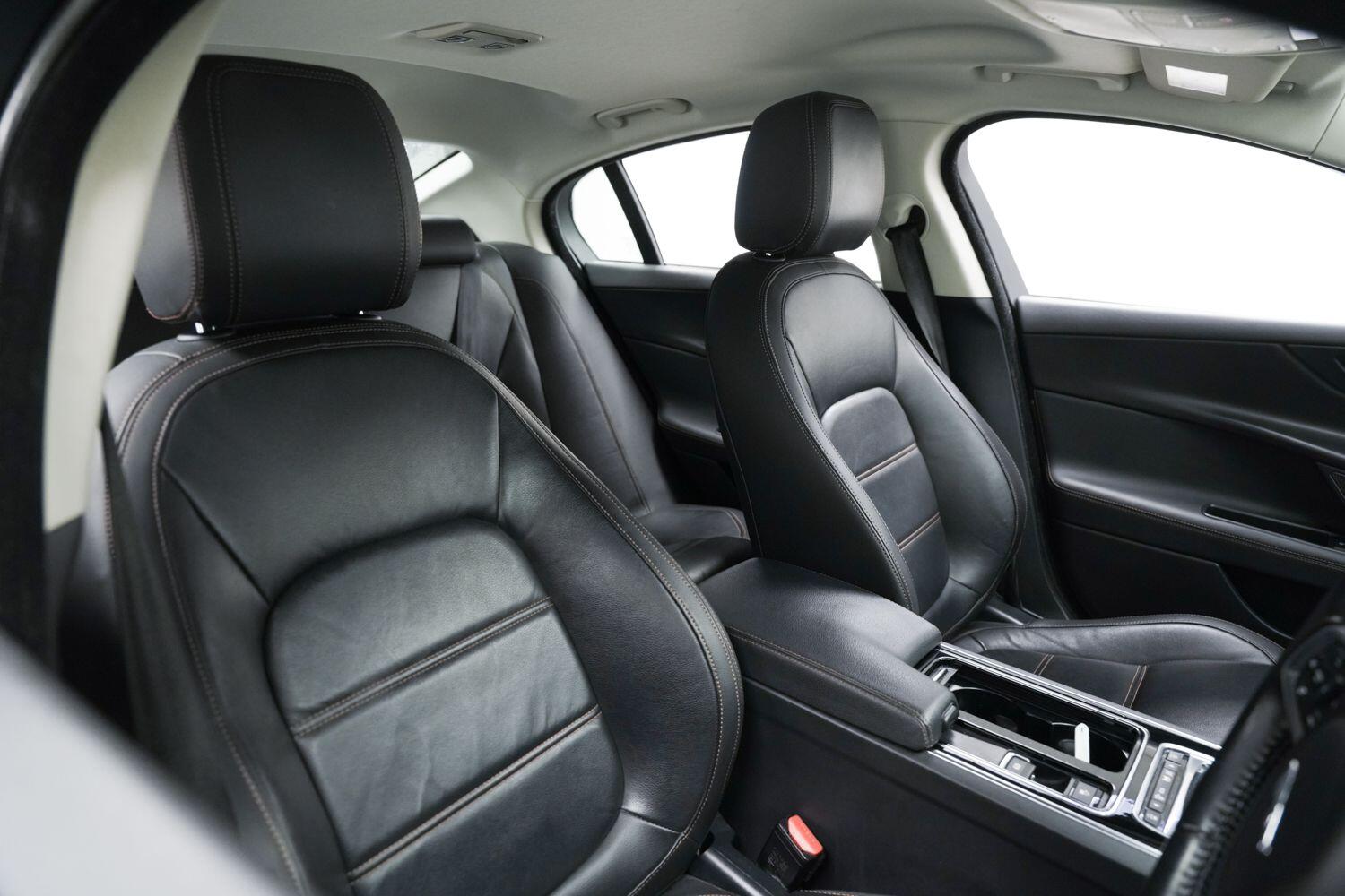 Used Jaguar XE for sale - 76824714: Photo 11