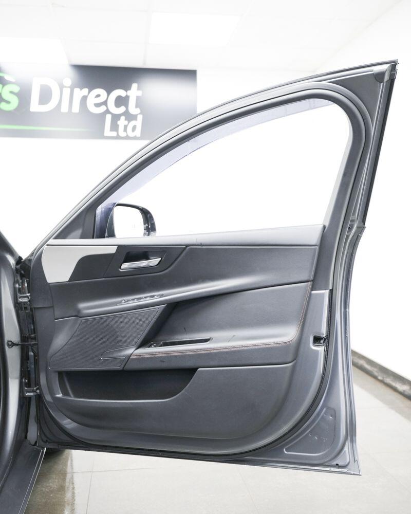 Used Jaguar XE for sale - 76824714: Photo 19