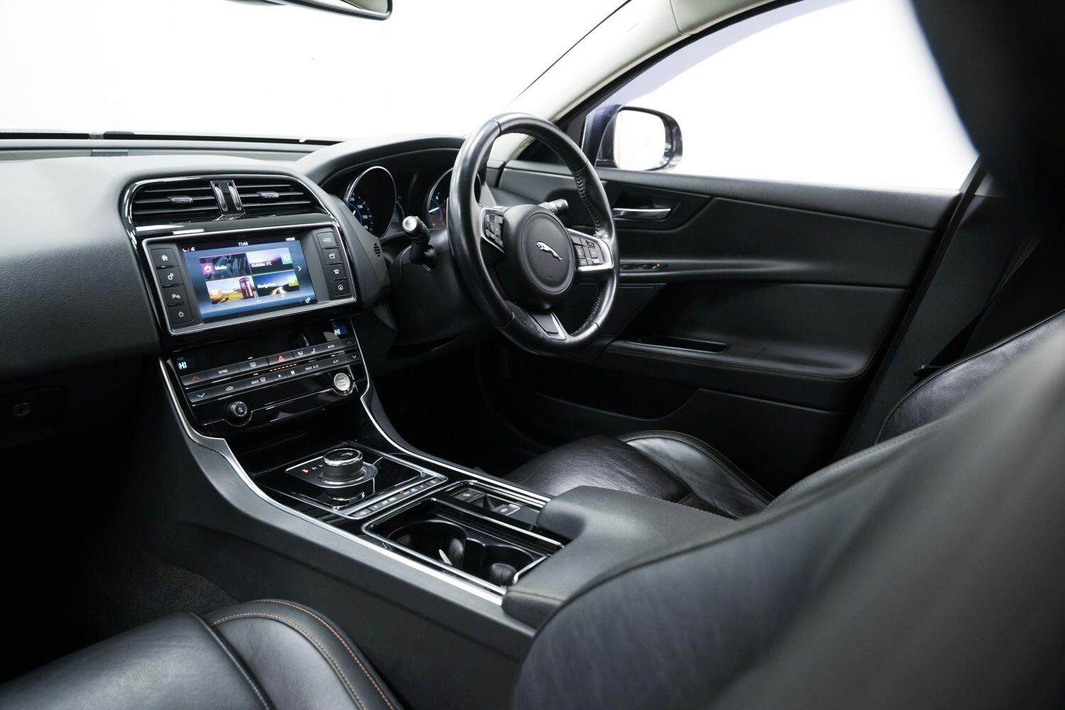 Used Jaguar XE for sale - 76824714: Photo 21