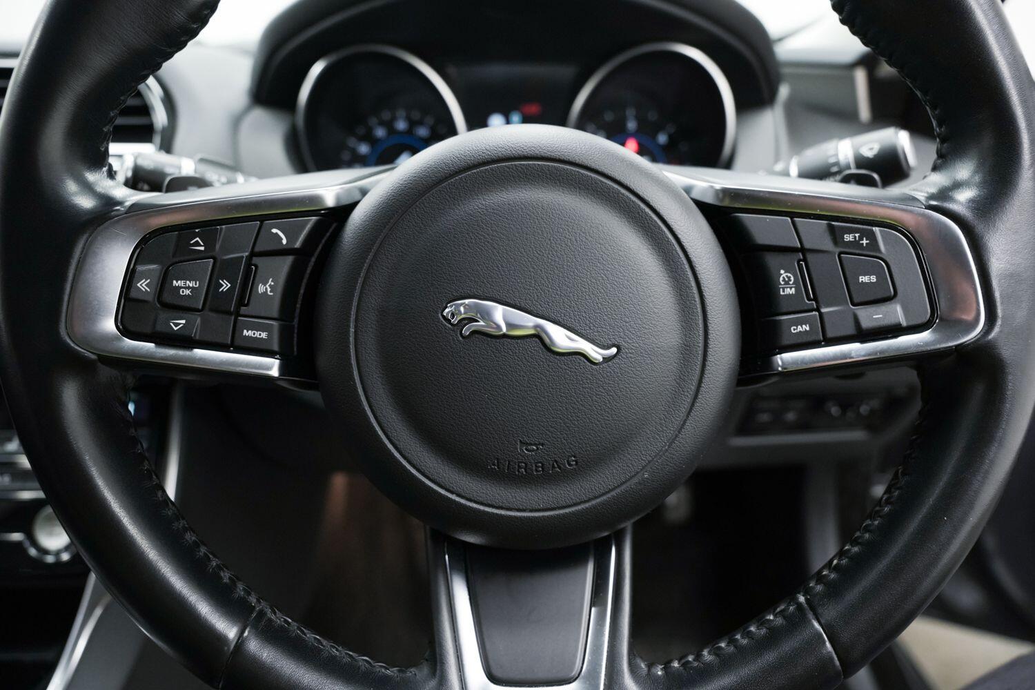 Used Jaguar XE for sale - 76824714: Photo 27