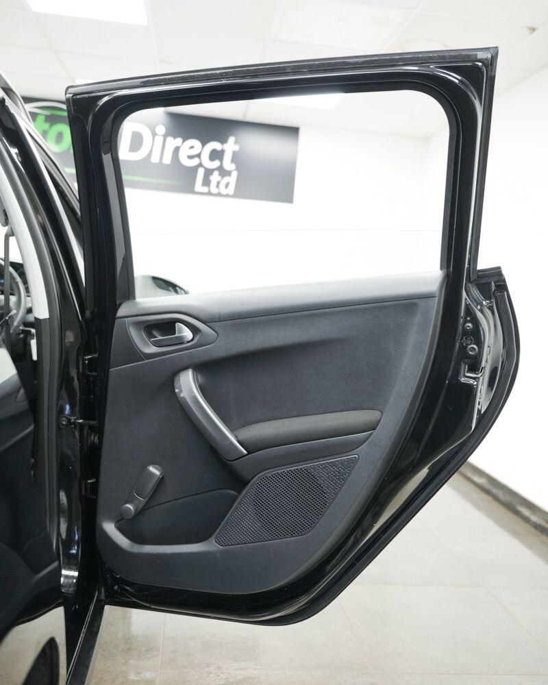 Used Peugeot 2008 2016 for sale - 77097851: Photo 15