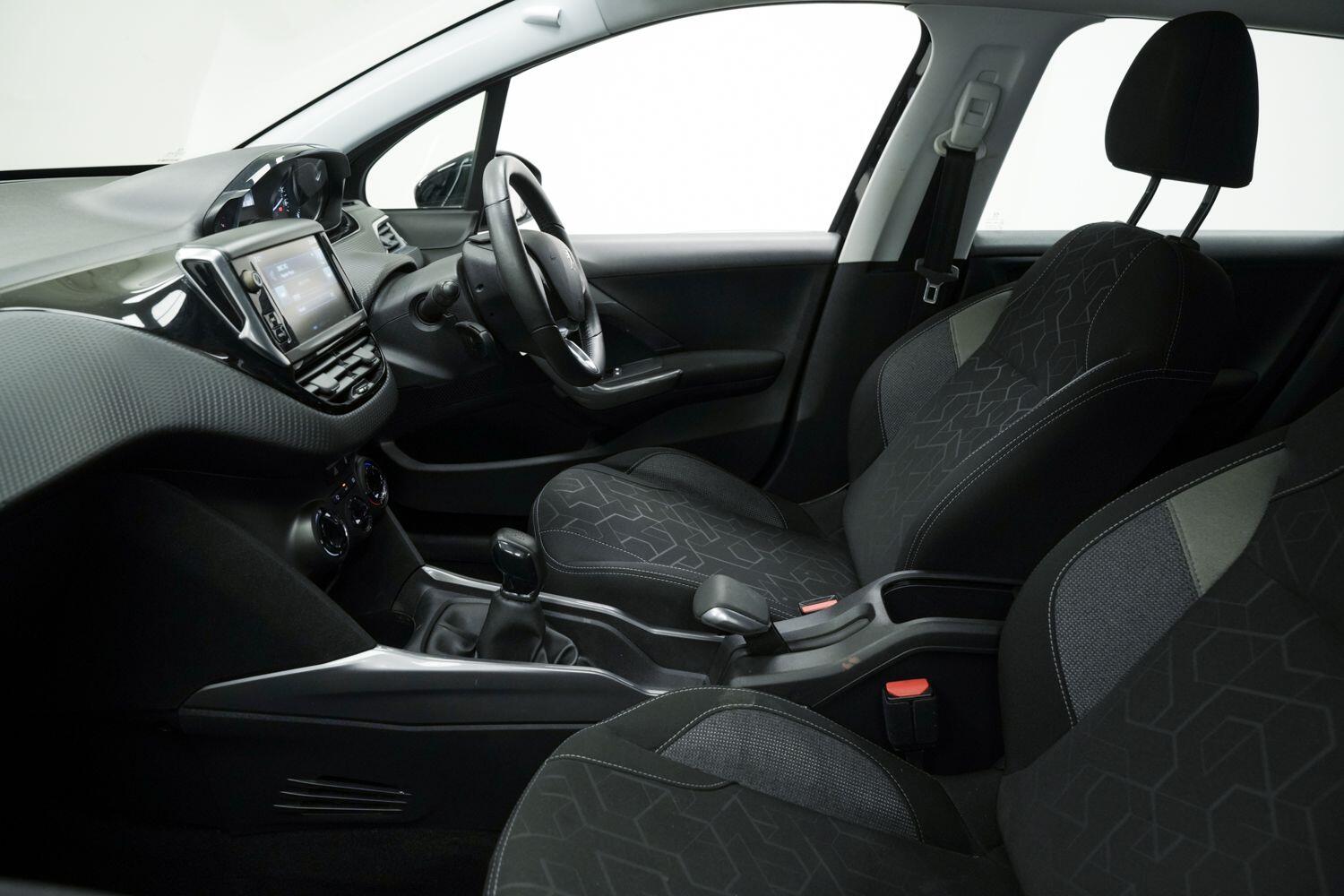 Used Peugeot 2008 2016 for sale - 77097851: Photo 23