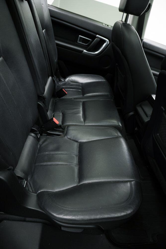 Used Land Rover Discovery Sport 2016 for sale - 76389265: Photo 15