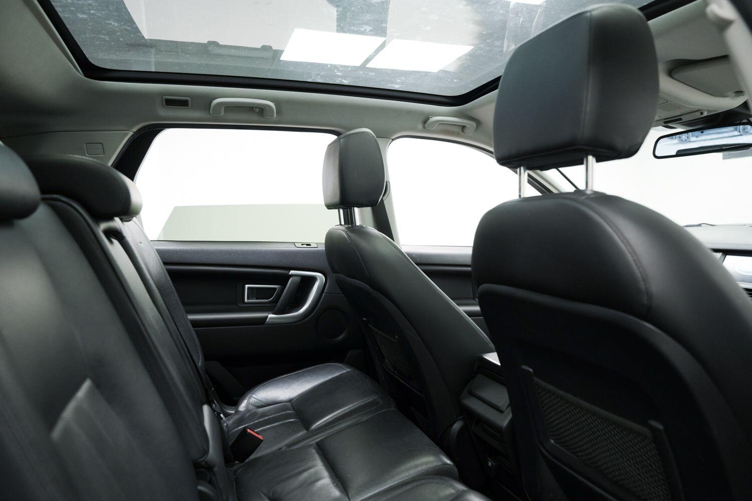 Used Land Rover Discovery Sport 2016 for sale - 76389265: Photo 16