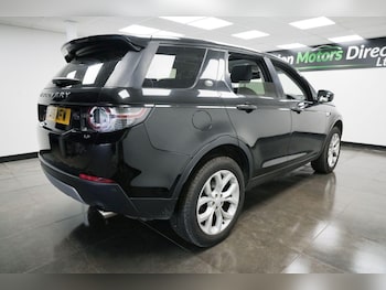 Used Land Rover Discovery Sport 2016 for sale - 76389265: Photo