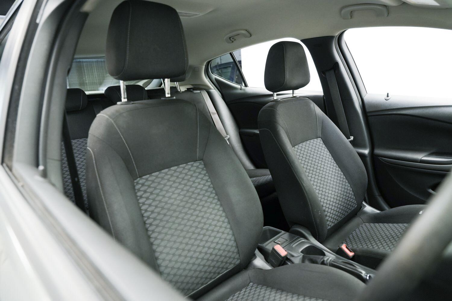 Used Vauxhall Astra 2017 for sale - 76585452: Photo 12