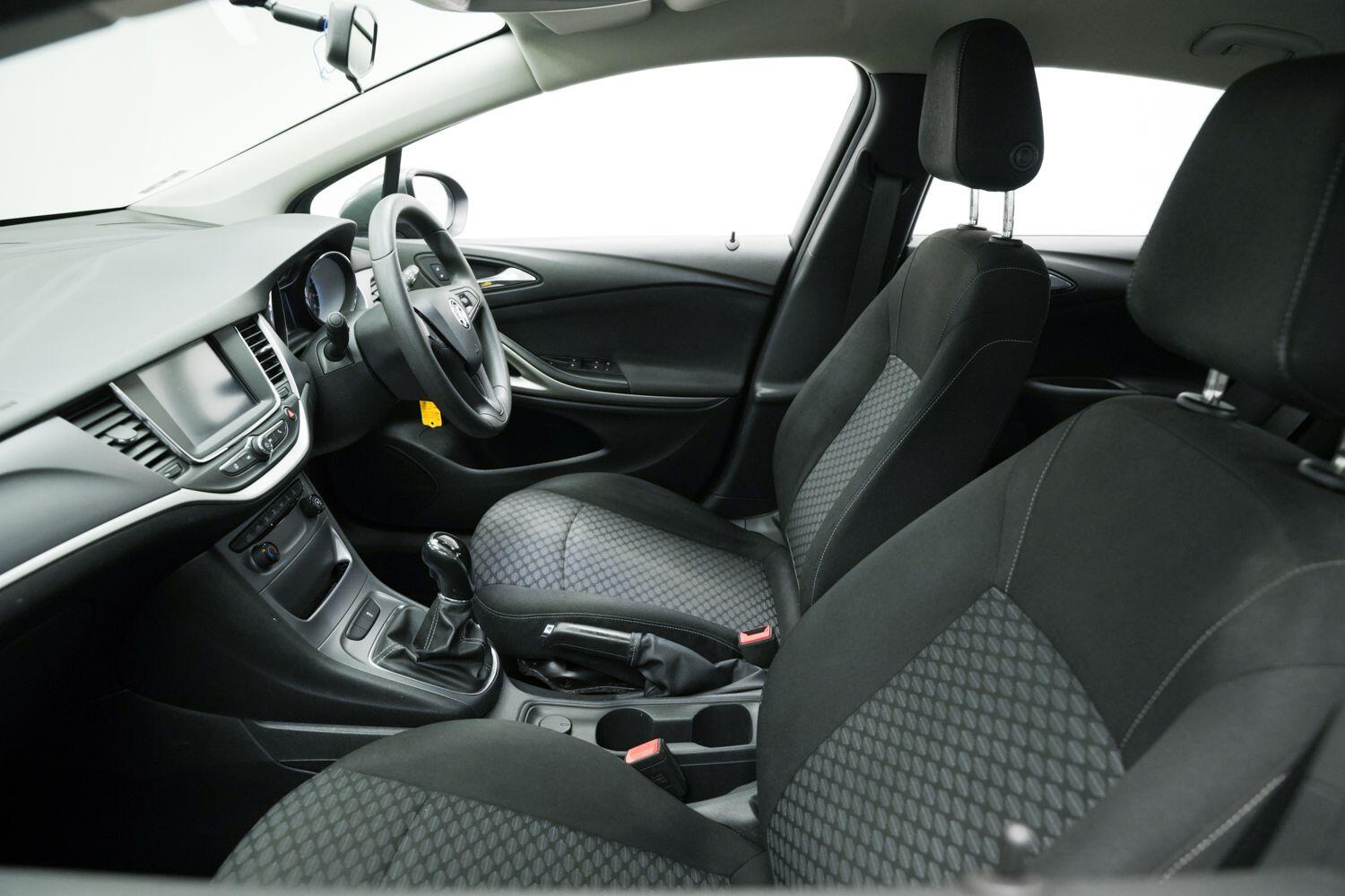 Used Vauxhall Astra 2017 for sale - 76585452: Photo 29