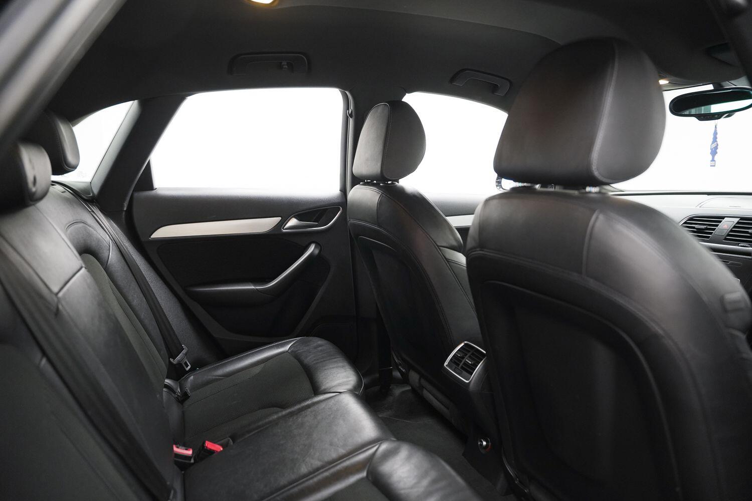 Used Audi Q3 2013 for sale - 78034099: Photo 15