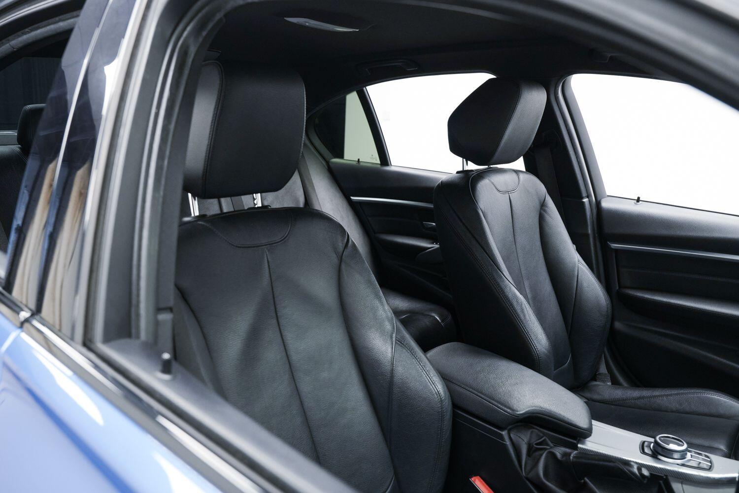 Used BMW 3 Series 2018 for sale - 77723435: Photo 11