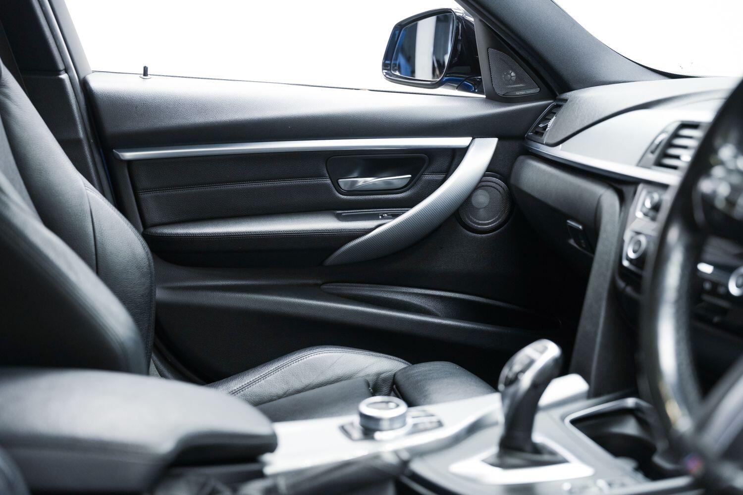 Used BMW 3 Series 2018 for sale - 77723435: Photo 21