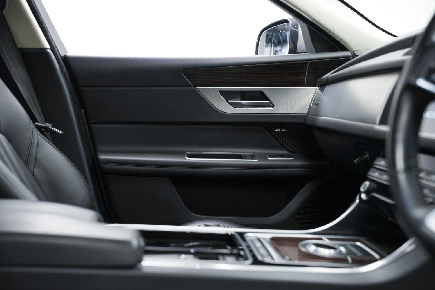 Used Jaguar XF 2020 for sale - 77238478: Photo 21