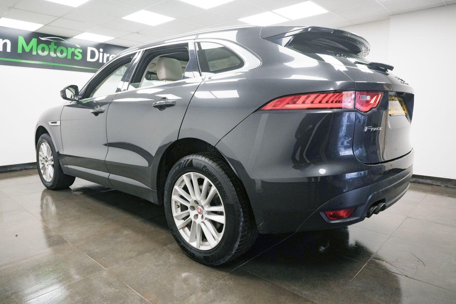 Used Jaguar F-Pace 2016 for sale - 77612454: Photo 7
