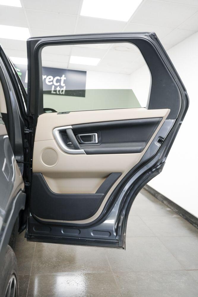 Used Land Rover Discovery Sport 2018 for sale - 76389188: Photo 18