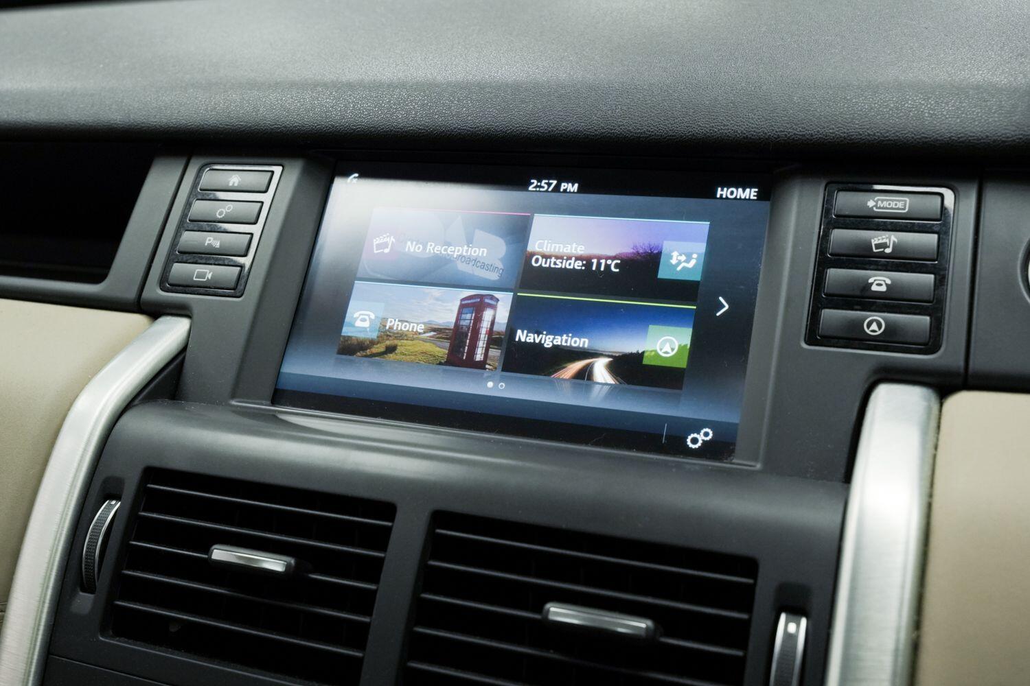 Used Land Rover Discovery Sport 2018 for sale - 76389188: Photo 25