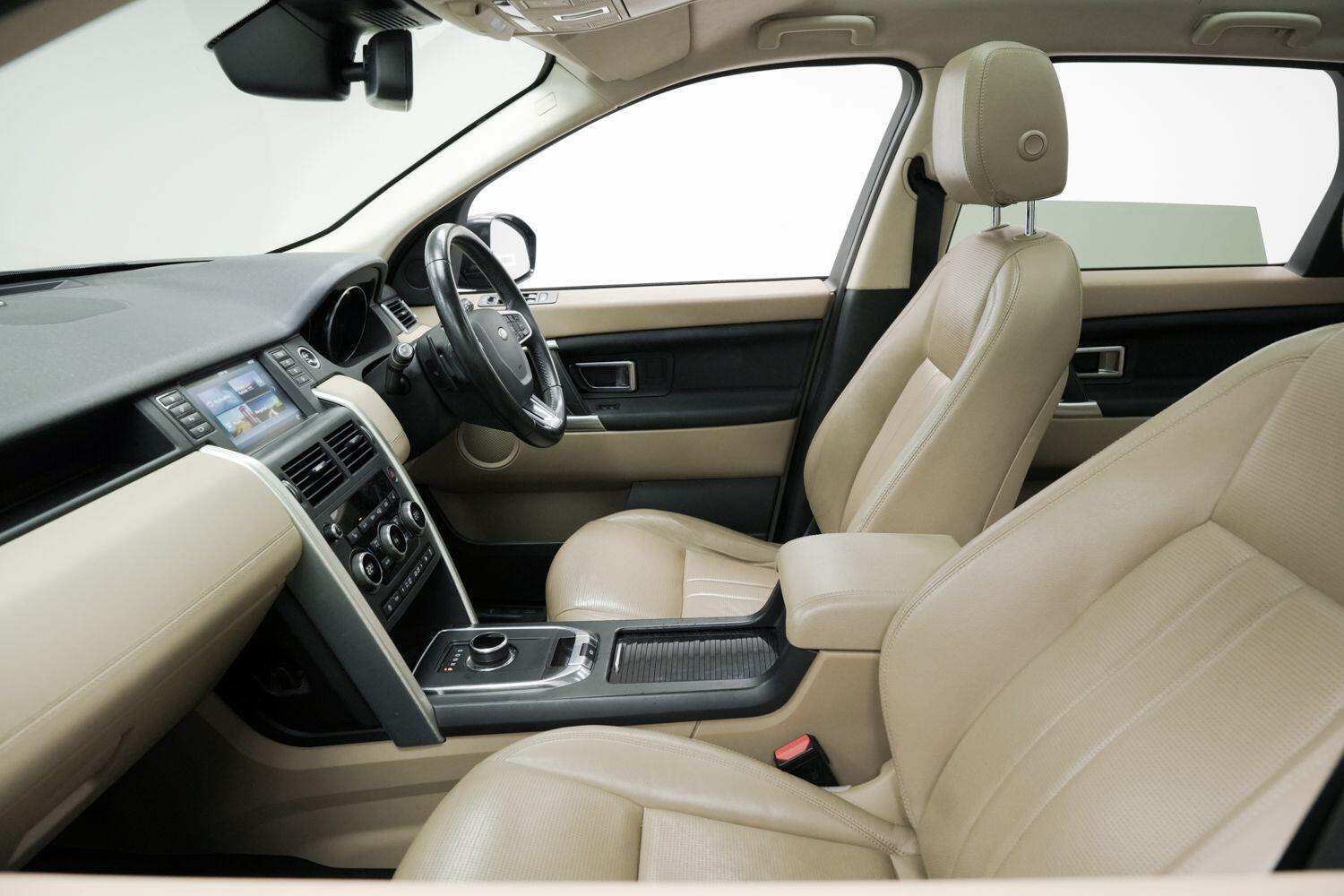 Used Land Rover Discovery Sport 2018 for sale - 76389188: Photo 30