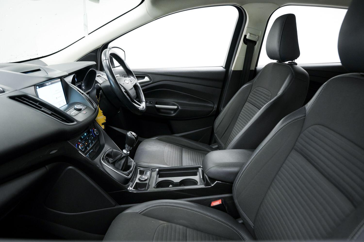 Used Ford Kuga 2017 for sale - 76824002: Photo 28