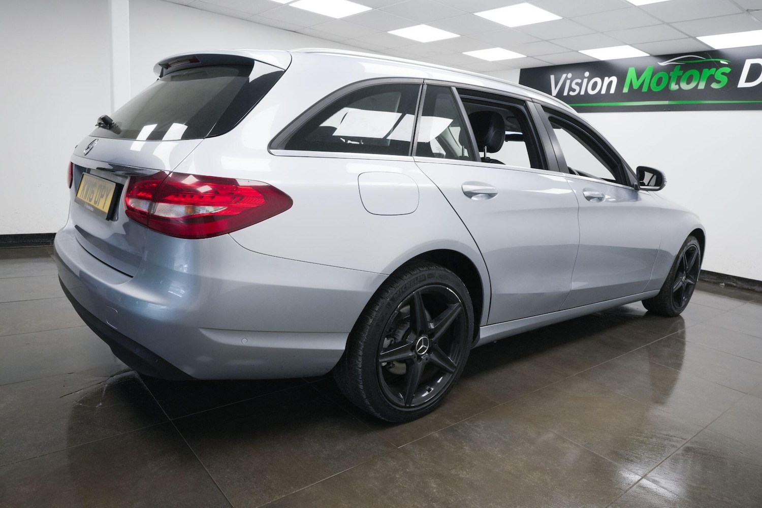 Used Mercedes-Benz C Class 2016 for sale - 78020463: Photo 4