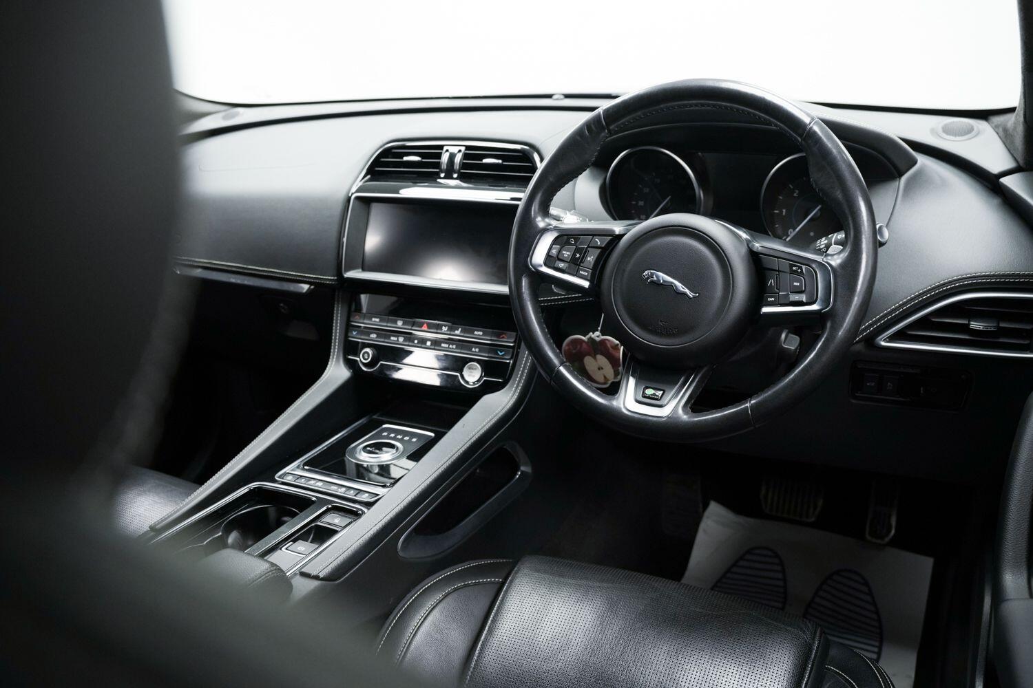 Used Jaguar F-Pace for sale - 76824709: Photo 11