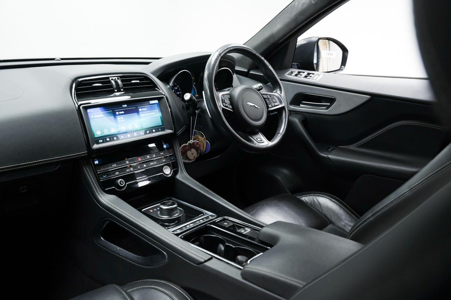 Used Jaguar F-Pace for sale - 76824709: Photo 21