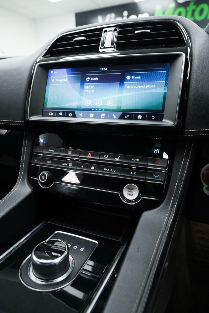 Used Jaguar F-Pace for sale - 76824709: Photo 24