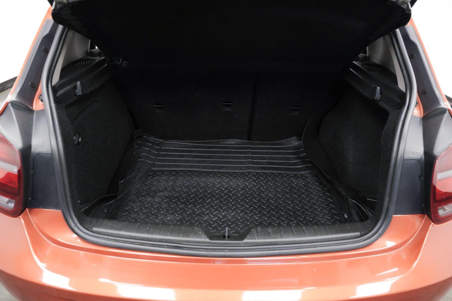 Used BMW 1 Series 2012 for sale - 77020911: Photo 9