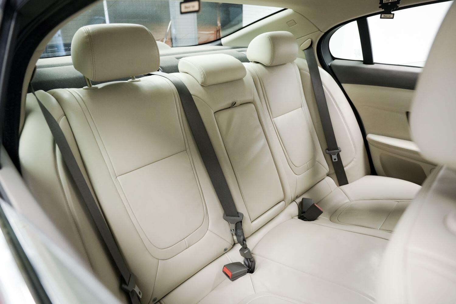 Used Jaguar XF 2013 for sale - 76823737: Photo 14