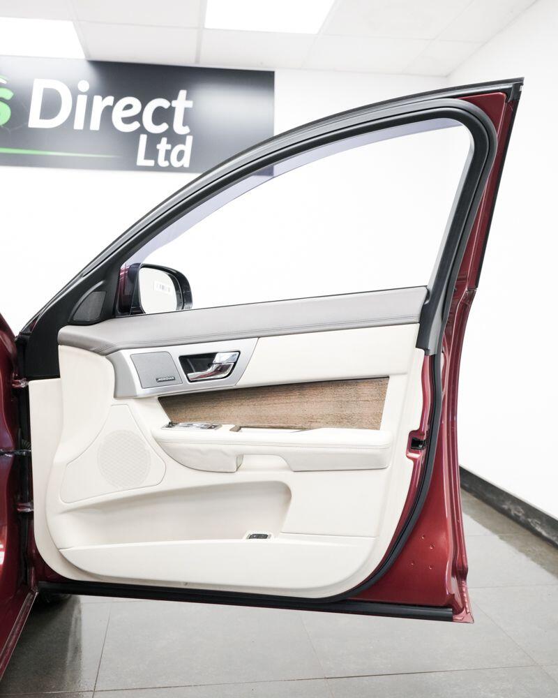 Used Jaguar XF 2013 for sale - 76823737: Photo 19