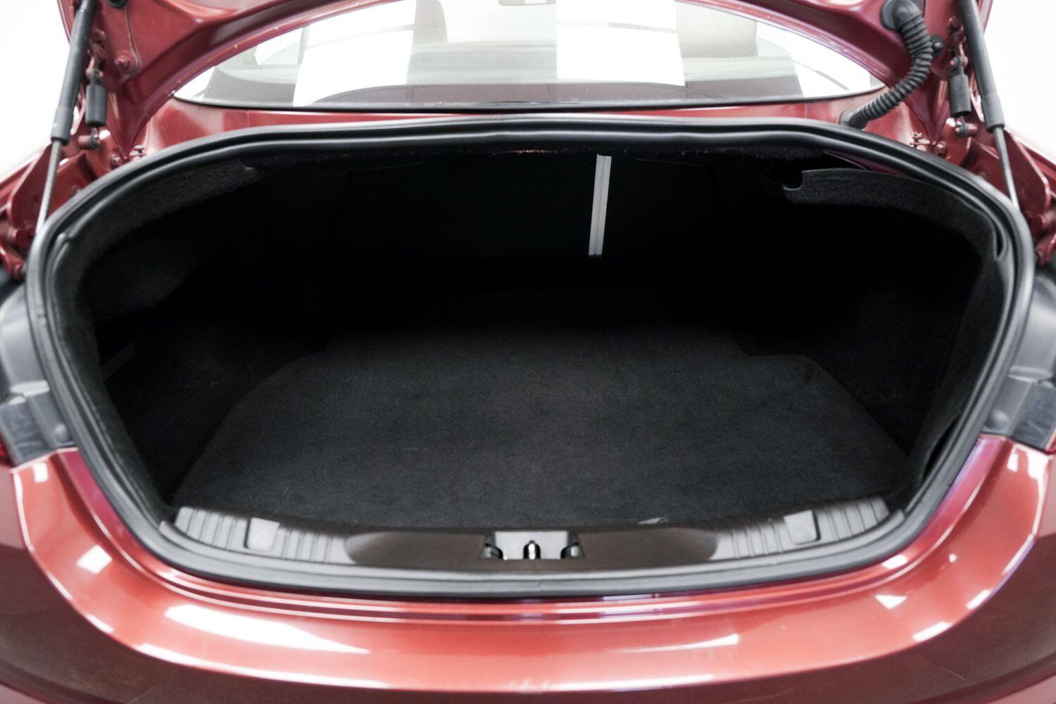 Used Jaguar XF 2013 for sale - 76823737: Photo 9