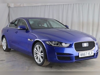 Used Jaguar XE 2017 for sale - 78695273: Photo