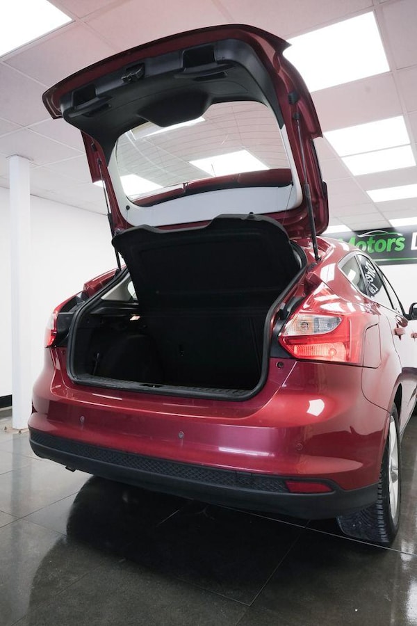 Used Ford Focus 2012 for sale - 76226517: Photo 6