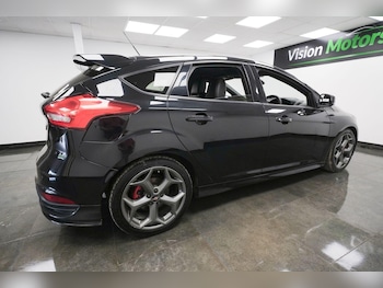 Used Ford Focus 2015 for sale - 79361896: Photo