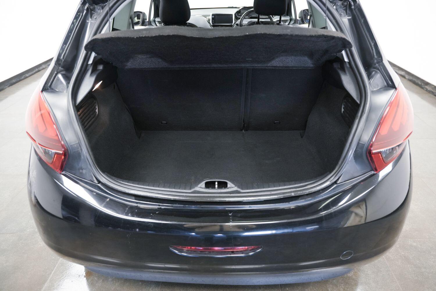 Used Peugeot 208 for sale - 77238530: Photo 9