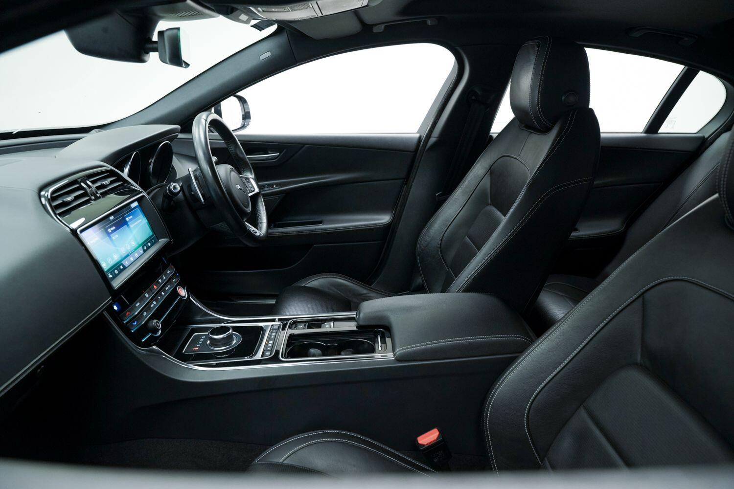 Used Jaguar XE 2019 for sale - 77754139: Photo 29