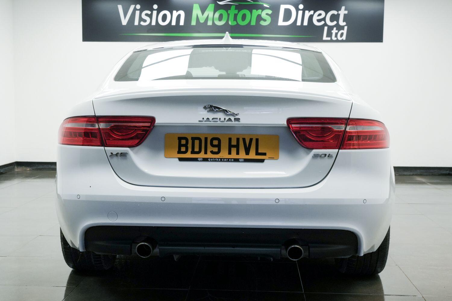 Used Jaguar XE 2019 for sale - 77754139: Photo 3