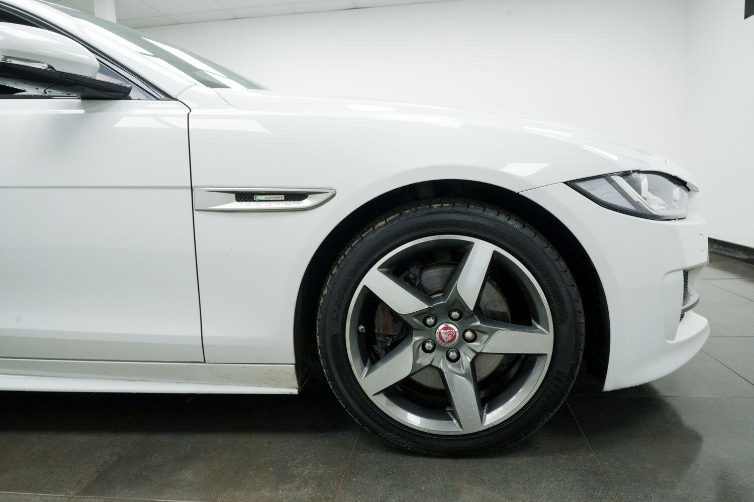 Used Jaguar XE 2019 for sale - 77754139: Photo 5