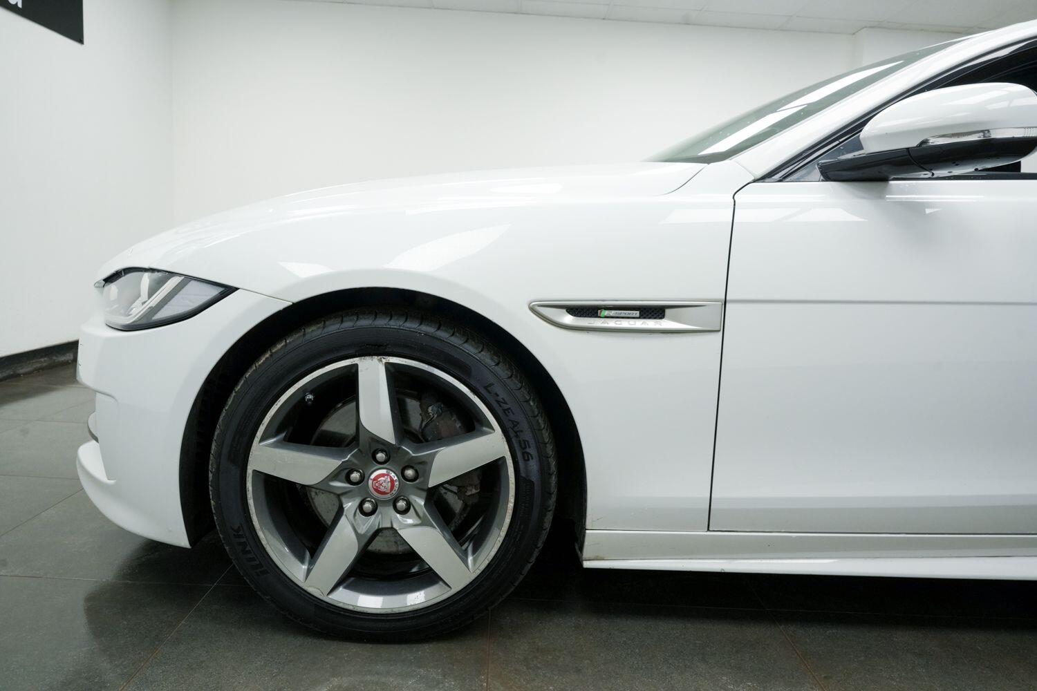 Used Jaguar XE 2019 for sale - 77754139: Photo 6