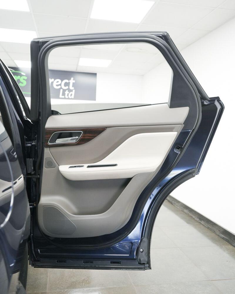 Used Jaguar F-Pace 2016 for sale - 76408442: Photo 20