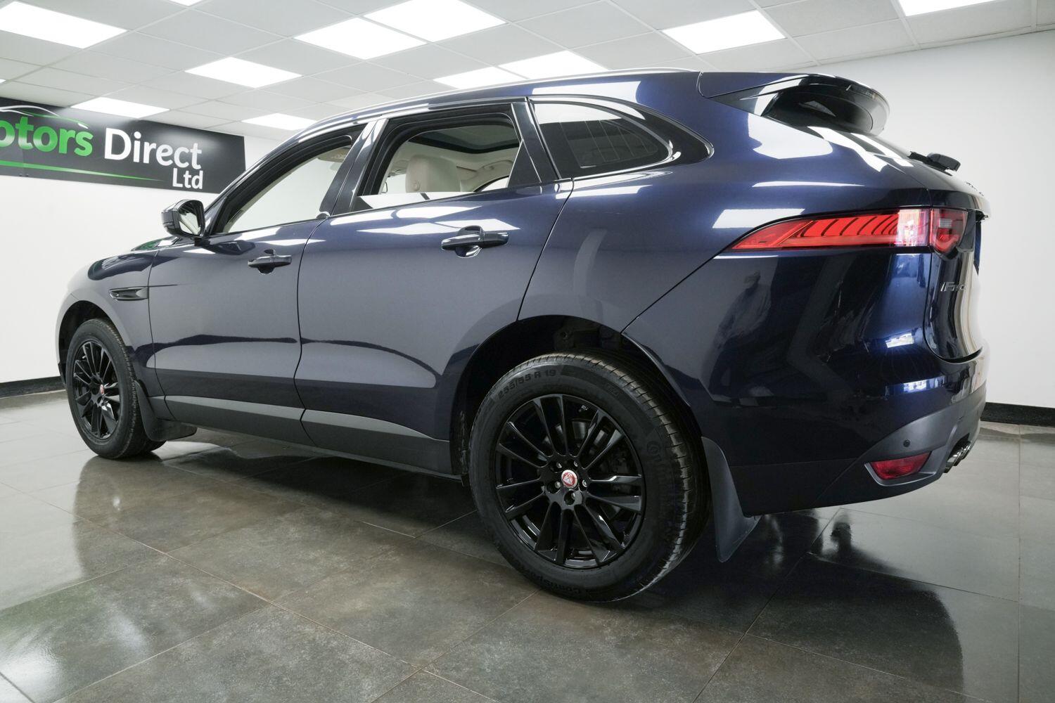 Used Jaguar F-Pace 2016 for sale - 76408442: Photo 8