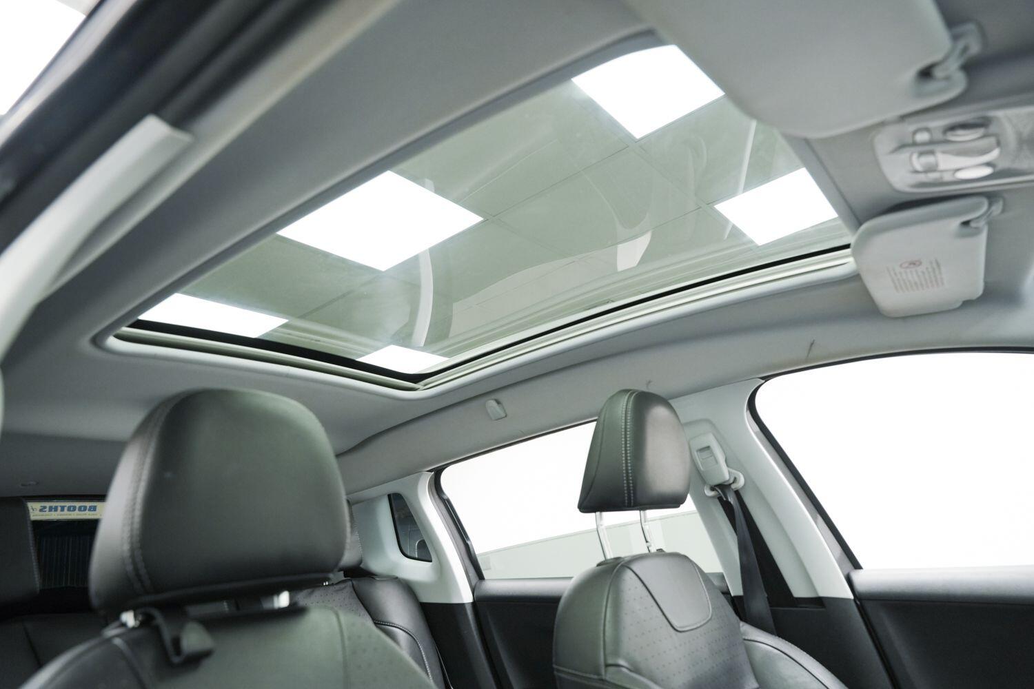 Used Peugeot 2008 2014 for sale - 76549703: Photo 14