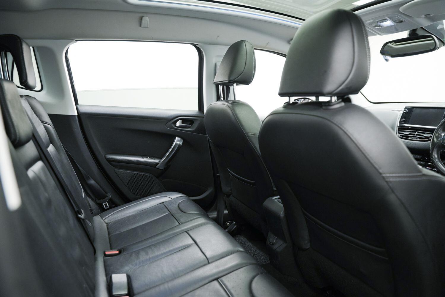 Used Peugeot 2008 2014 for sale - 76549703: Photo 17