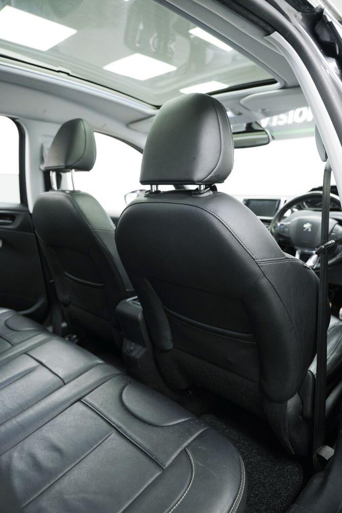 Used Peugeot 2008 2014 for sale - 76549703: Photo 18