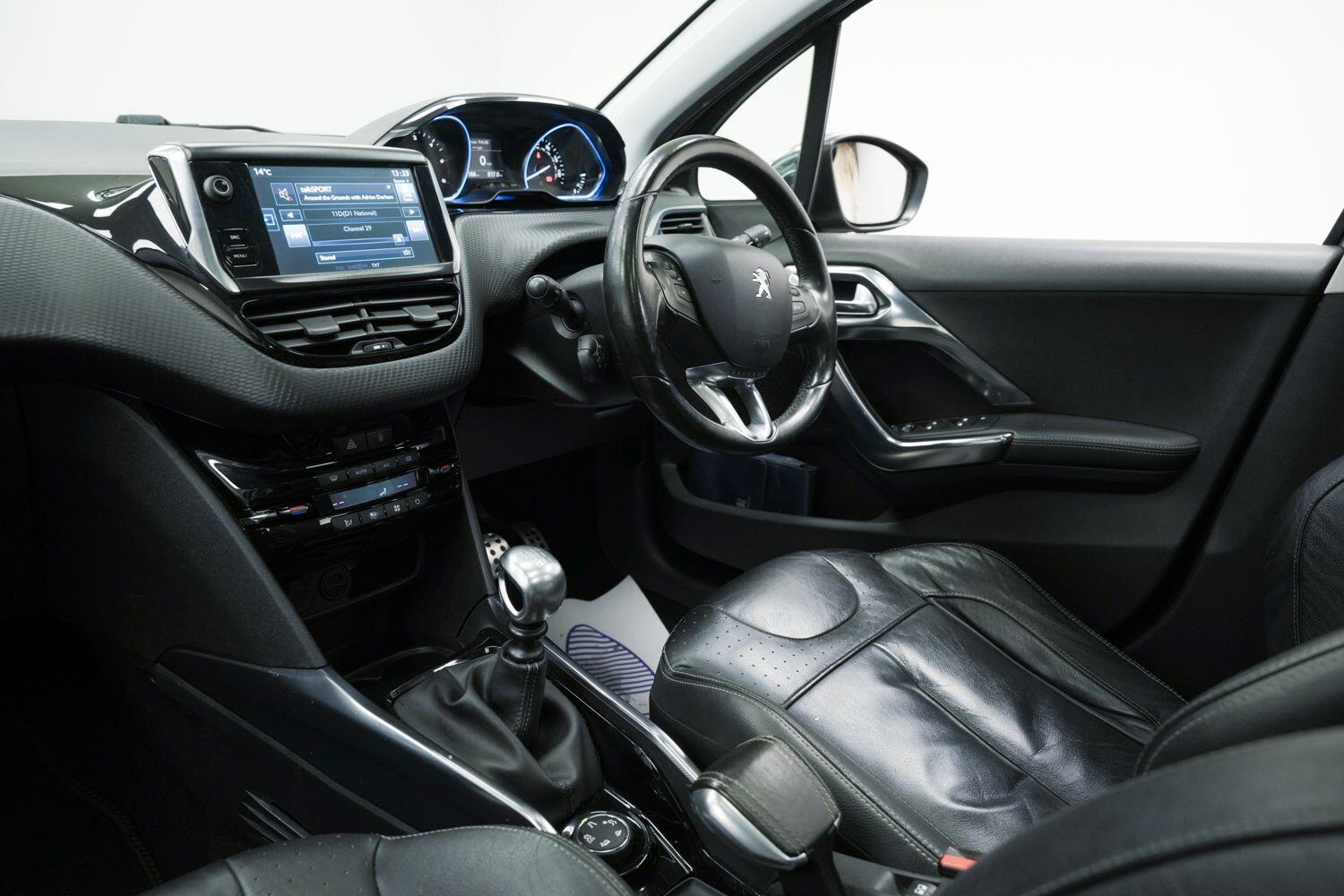 Used Peugeot 2008 2014 for sale - 76549703: Photo 21