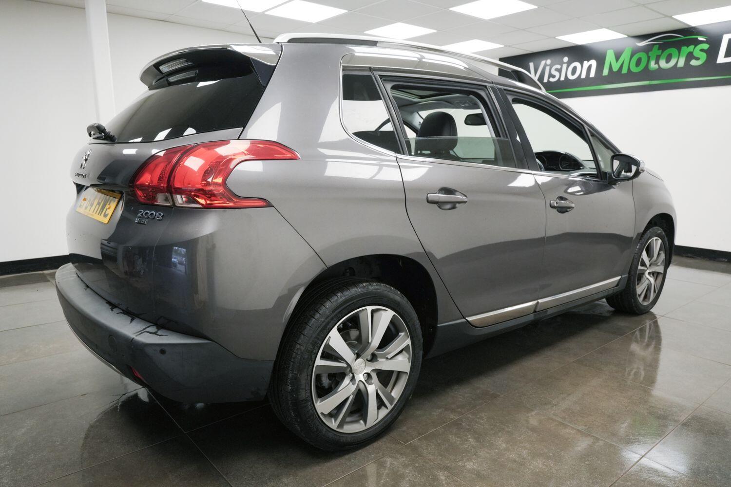 Used Peugeot 2008 2014 for sale - 76549703: Photo 4