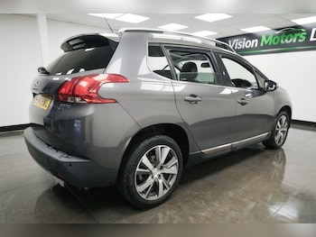 Used Peugeot 2008 2014 for sale - 76549703: Photo