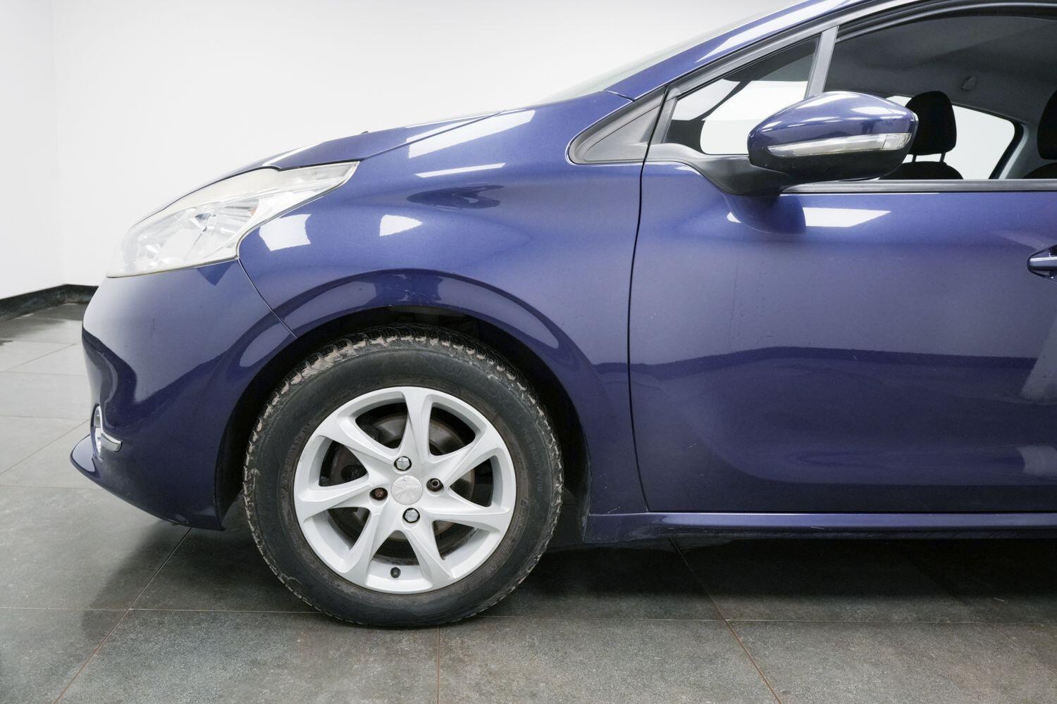 Used Peugeot 208 2013 for sale - 77081882: Photo 6