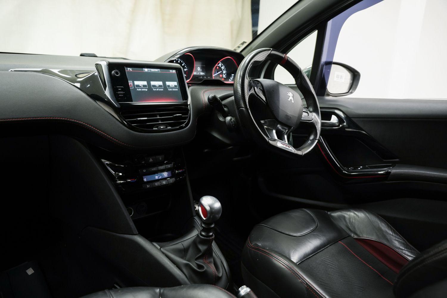 Used Peugeot 208 2016 for sale - 76359907: Photo 15