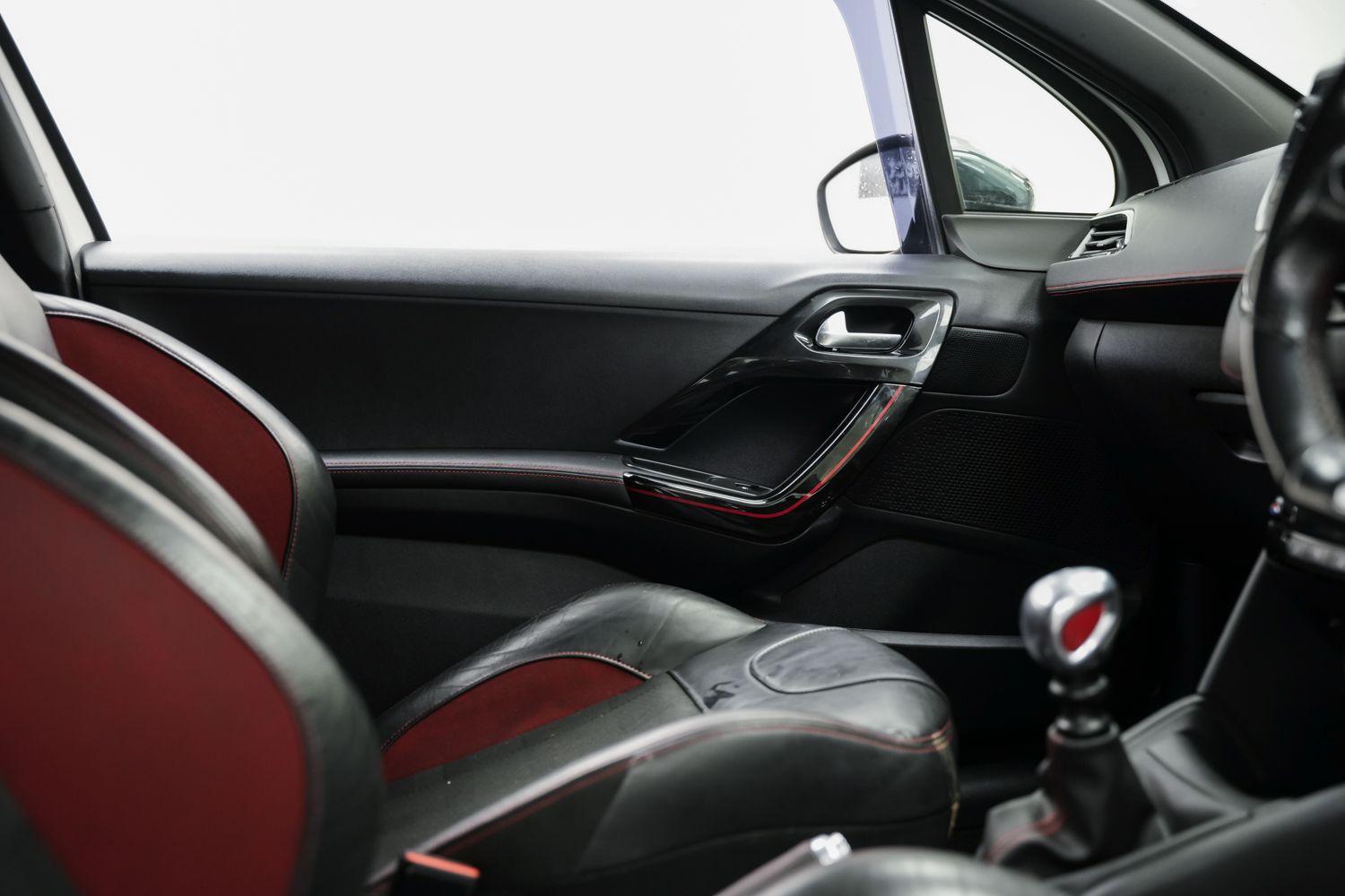 Used Peugeot 208 2016 for sale - 76359907: Photo 16