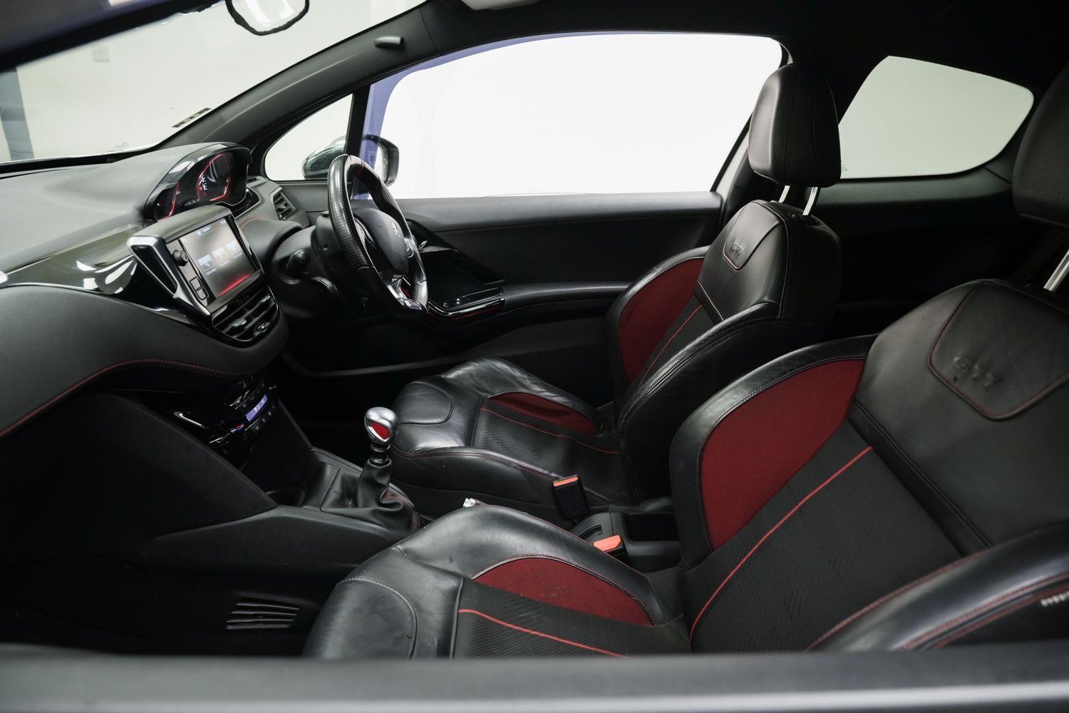 Used Peugeot 208 2016 for sale - 76359907: Photo 21